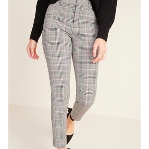 Old Navy Black and Pink Plaid Pixie Ankle Chinos